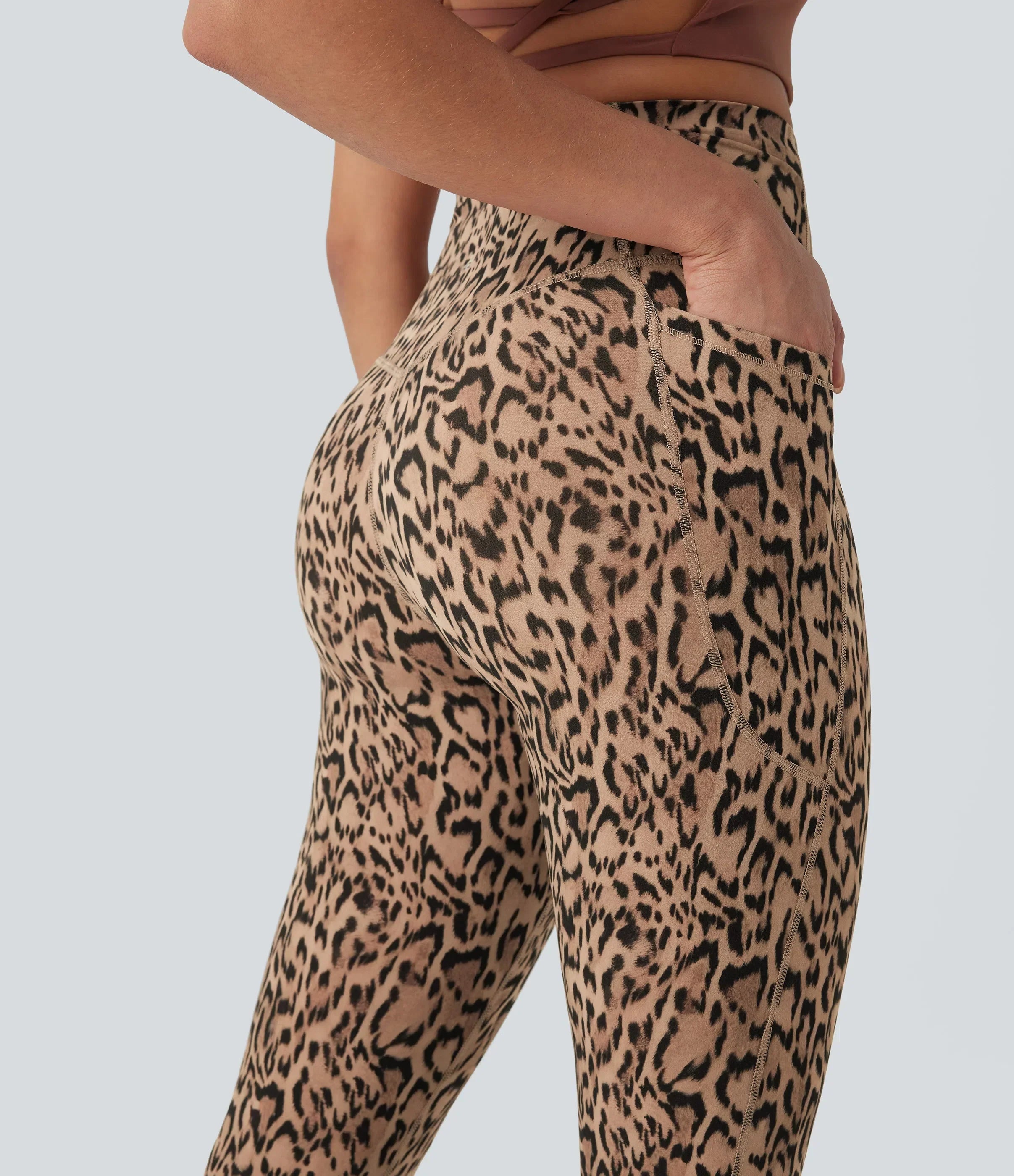 Leopard Print High-Waist Workout Leggings with Pockets Leo - Photo 16