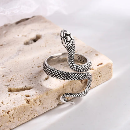 Viper’s Kiss Ring