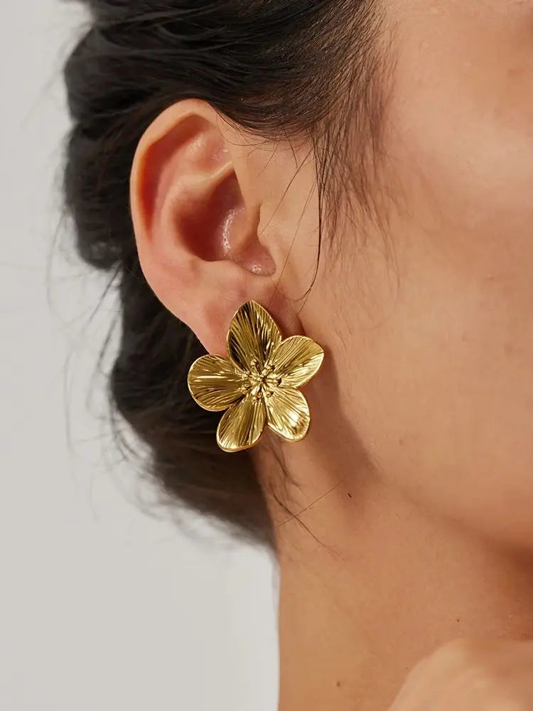 Bloom Luxe Floral Earring