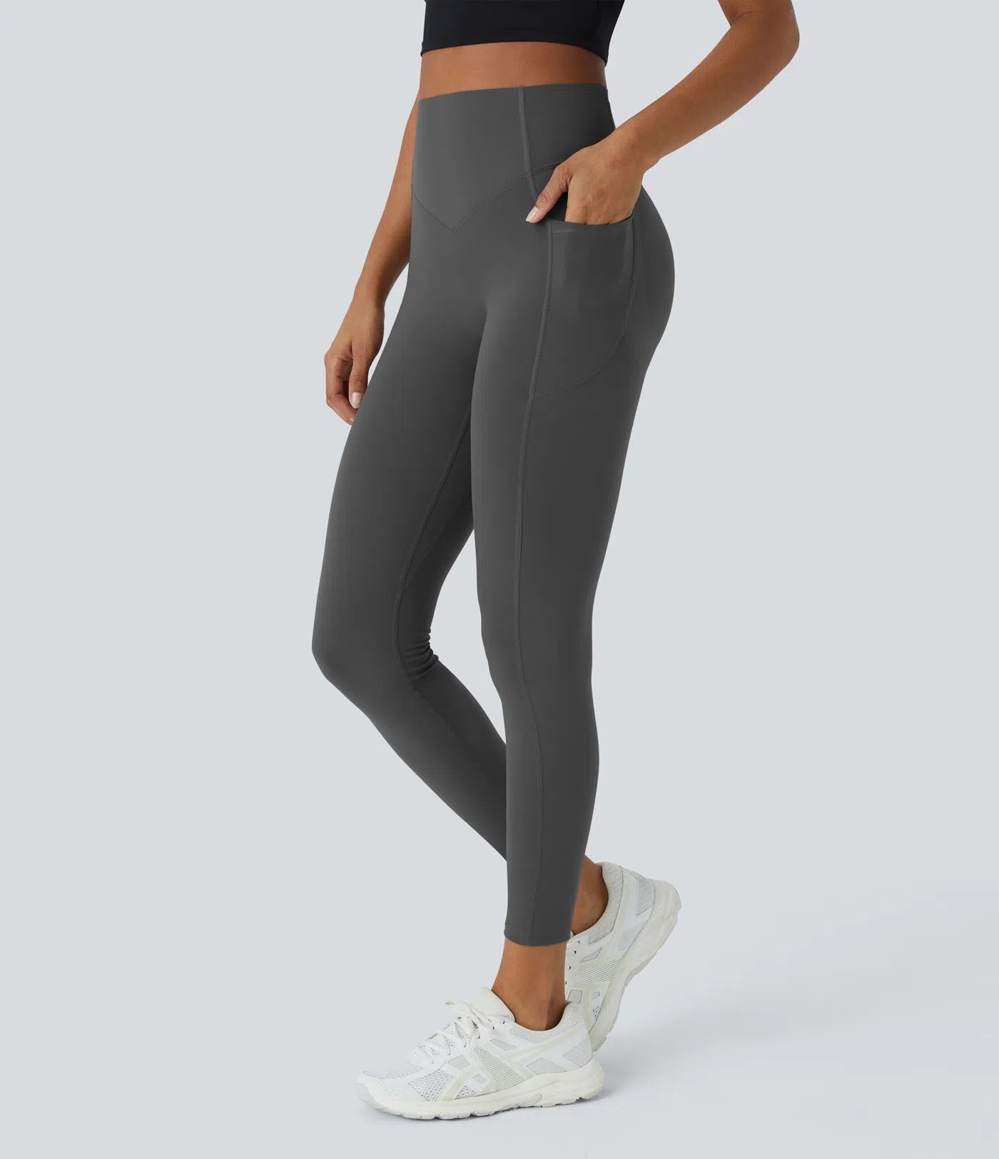 Shaping High-Waist Leggings with Side Pockets Align - Photo 5